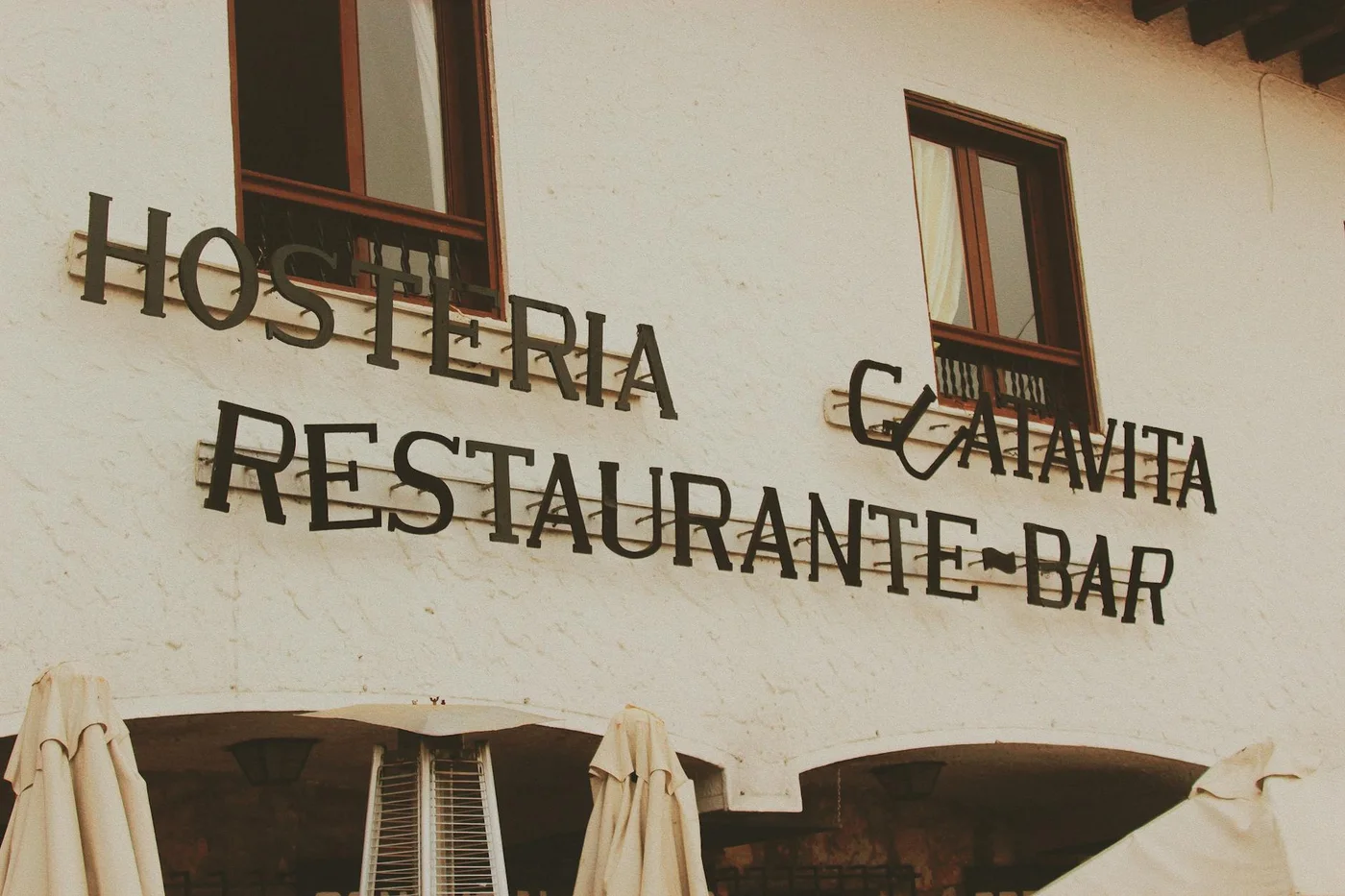 Cómo los Restaurantes en Colombia Pueden Usar Astro para Potenciar Ventas por Email