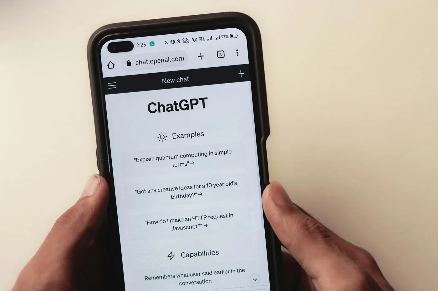 Cómo la Logística en Tunja Puede Implementar Chatbots Avanzados en Facebook para Optimizar el Soporte al Cliente