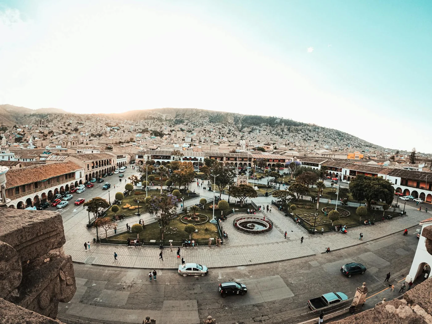 Cómo el Turismo en Tunja Puede Usar IA para Soporte en WhatsApp: Guía Práctica para Empresas
